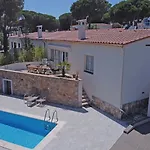Bel Coll 8p Airco Pool And Views L' Escala