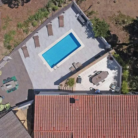 8p Airco Pool Views * L'Escala